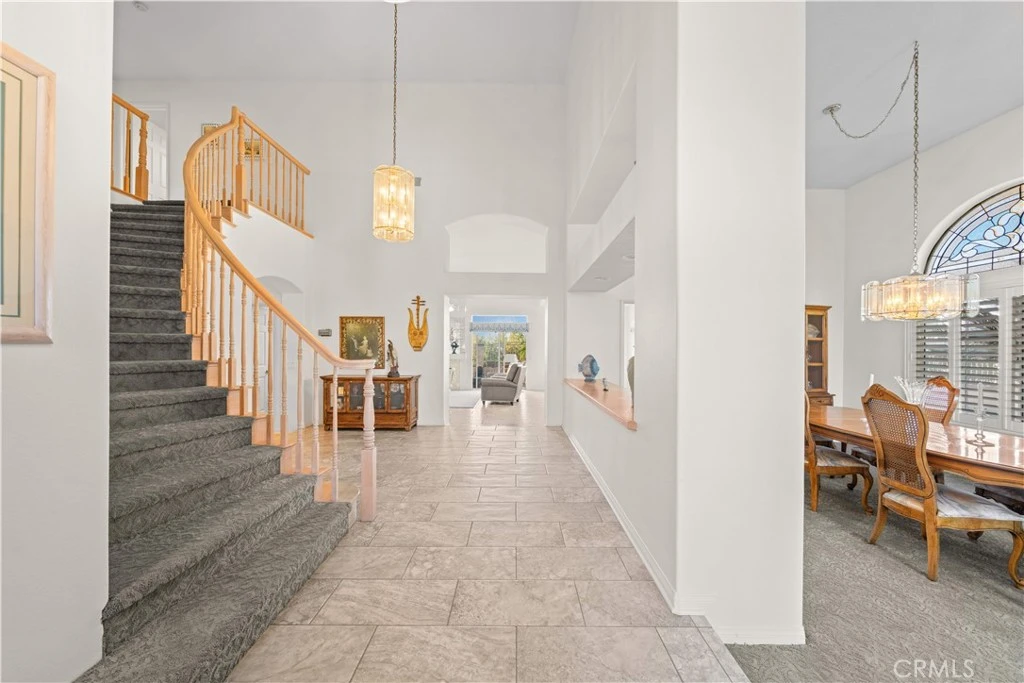 Interior 3