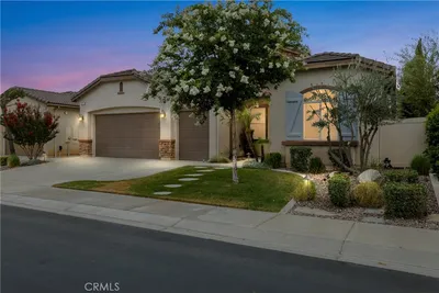 276 Mission Trail