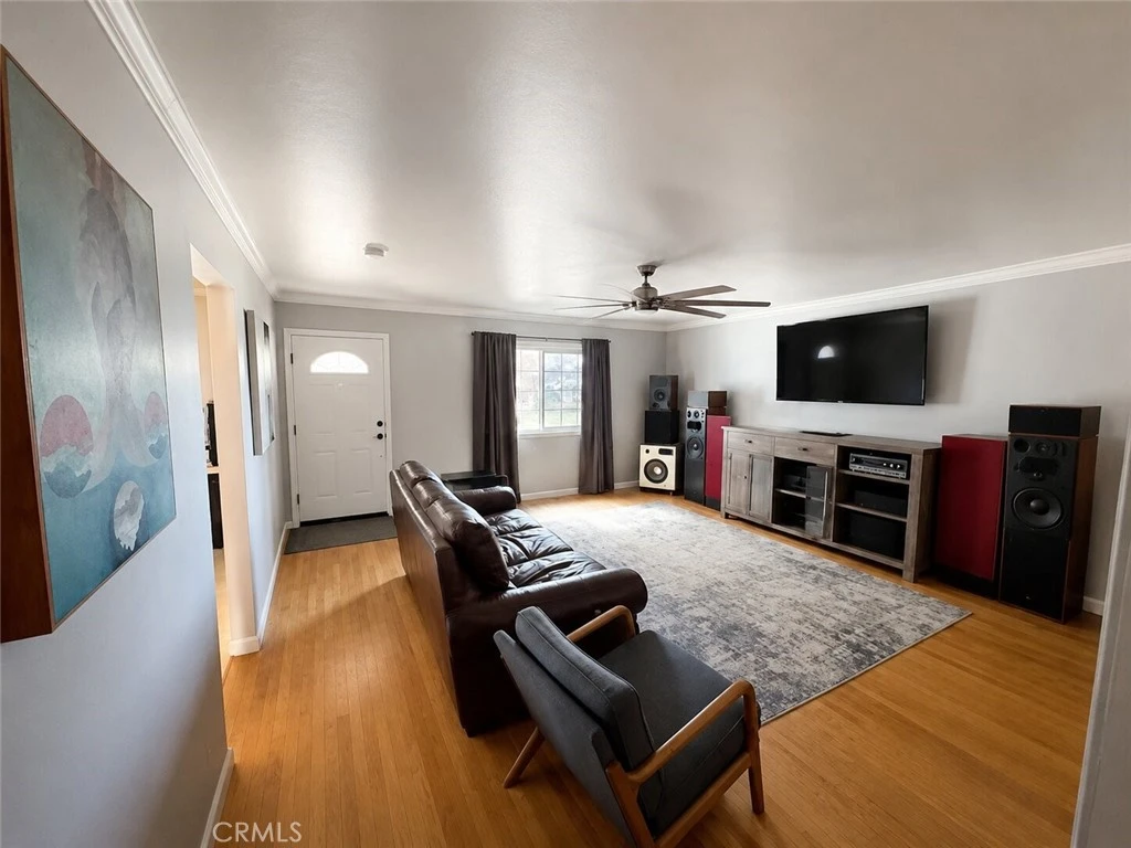 Interior 2