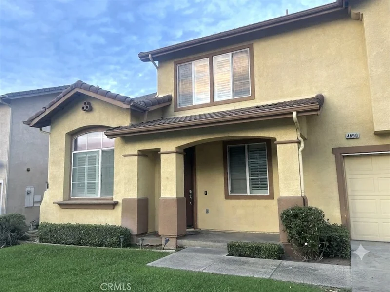 4890 Trailhill Court, Riverside, CA 92505
