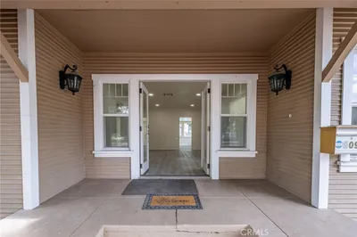 809 E Colton photo 2
