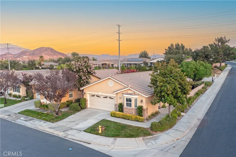 1523 Big Bend