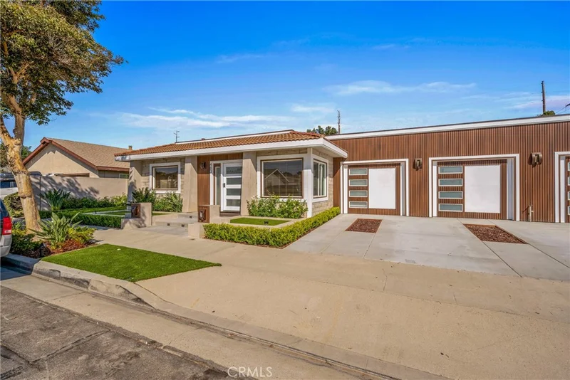 483 S Pine