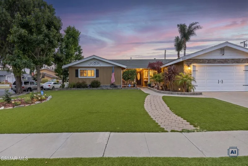 Photo 2 of 321 Pajaro Avenue N