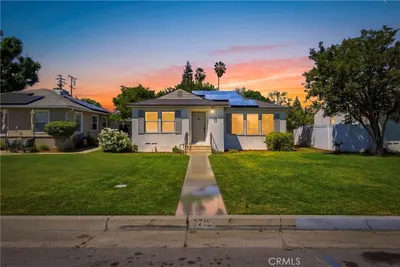 2715 Cedar photo 2