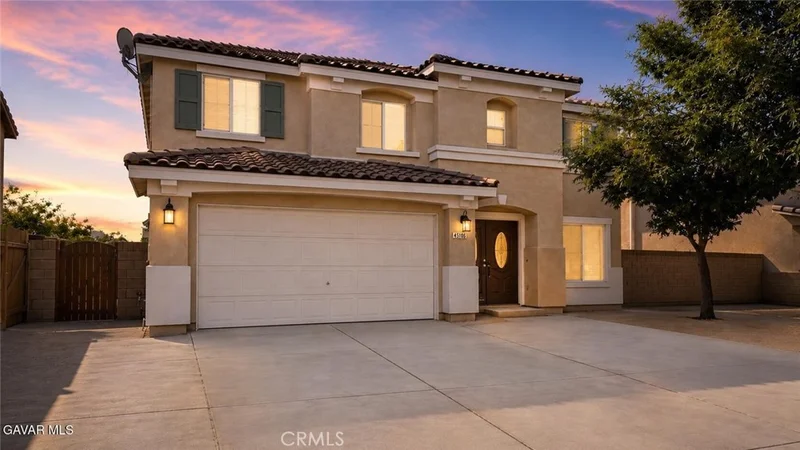 45108 Palm Lane photo 2