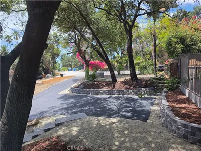 3130 N Mount Curve photo 2