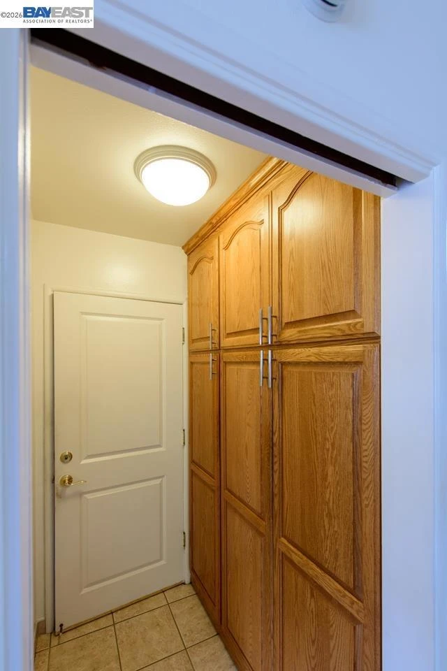 Interior 4