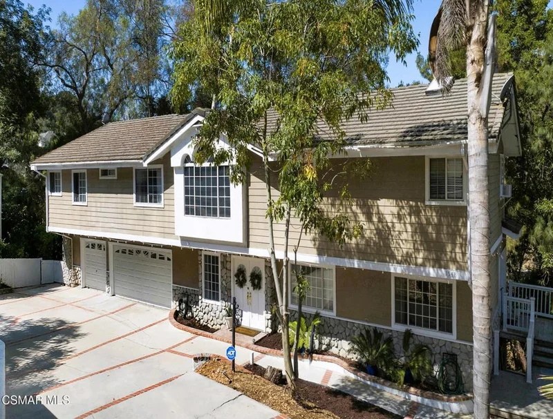 1548 Le Flore Drive
