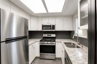 14405 Cerise Avenue 13