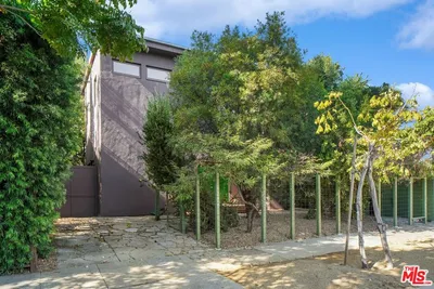 2311 Louella Avenue