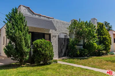 4170 Ince Boulevard photo 2