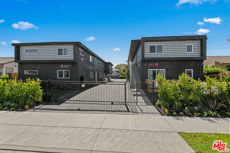 2922 HAUSER Boulevard 3