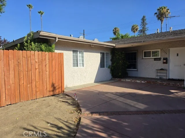 23753 Welby Way photo 2