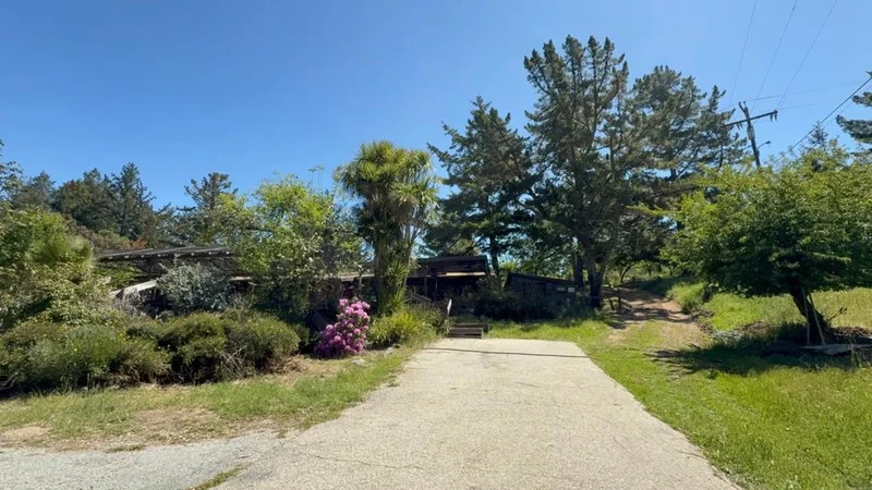 24930 Skyland Road, Los Gatos, CA 95033