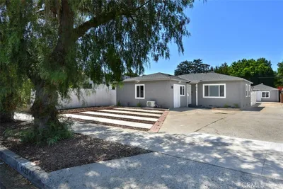 14336 Tiara Street photo 2