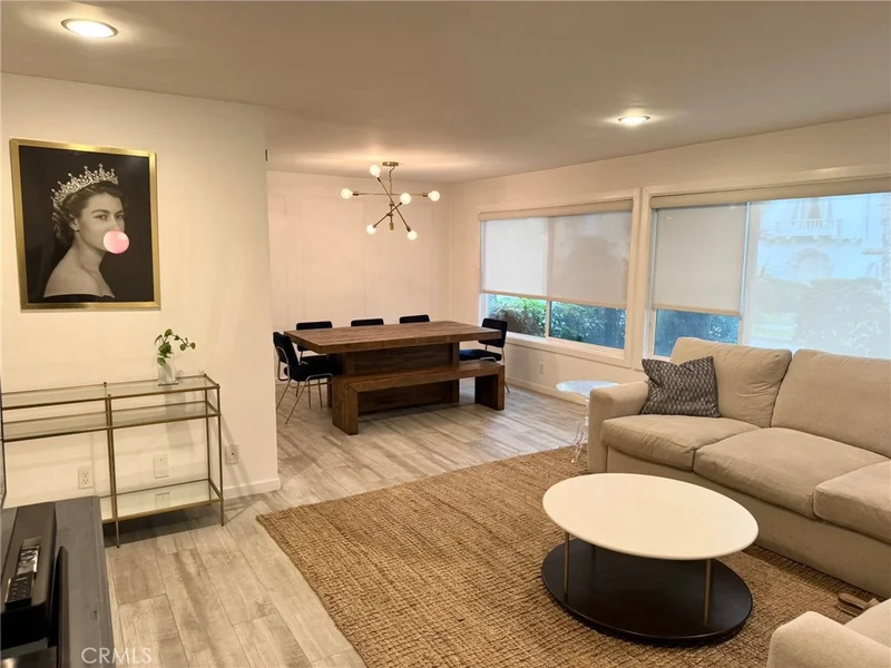 165 N Swall 101, Beverly Hills, CA 90211