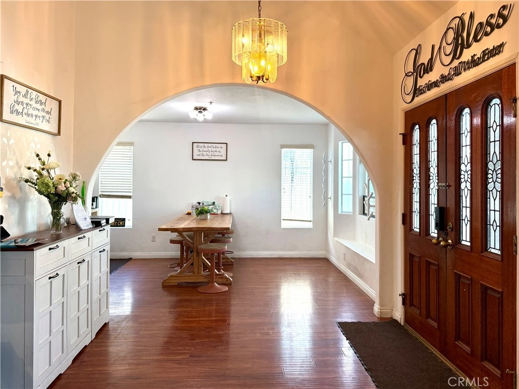 Interior 2