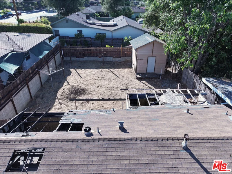 Photo 2 of 3132 Ridgeview Drive