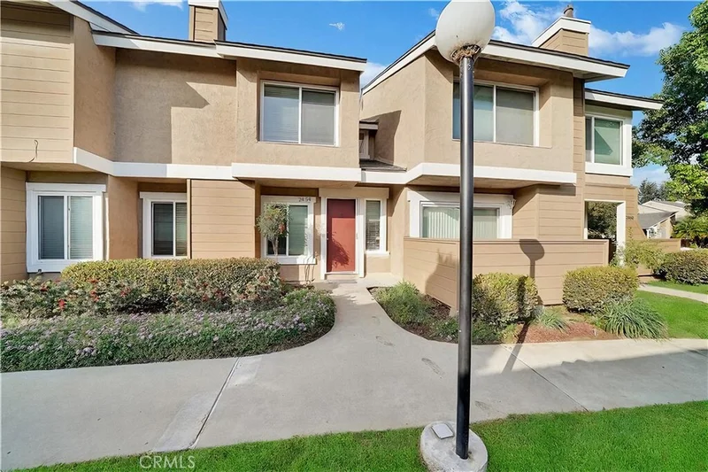 2454 Chinook Drive photo 2