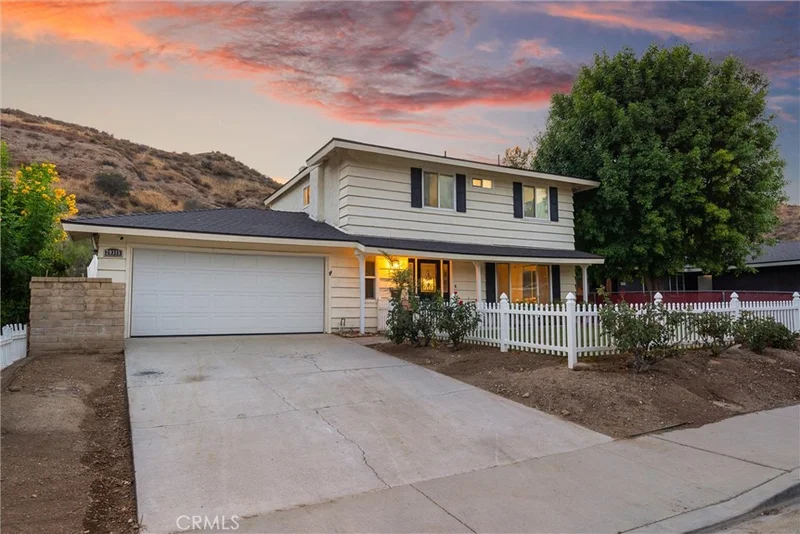 29315 Abelia Rd photo 2