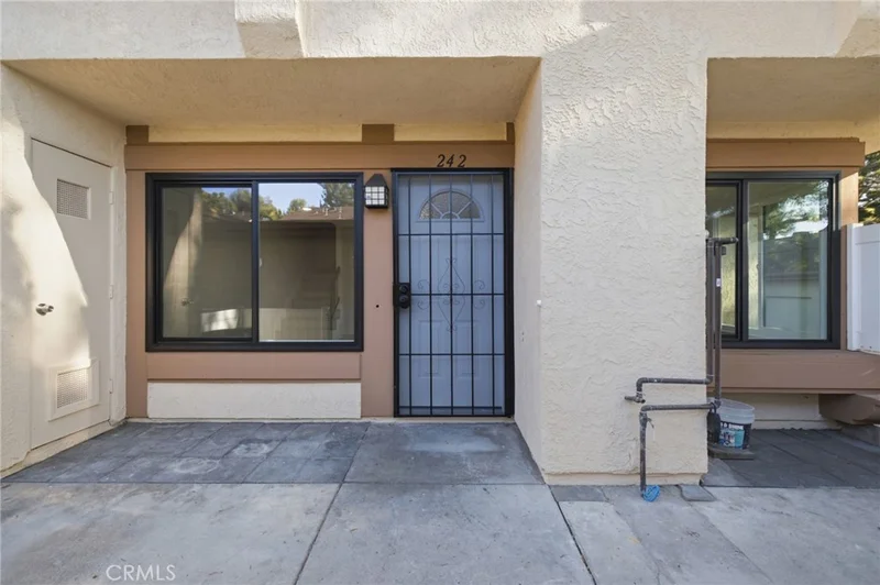2351 Sutter Way 242