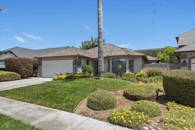 730 Nacional Court photo 2