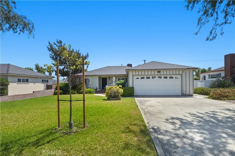 270 San Rafael Street photo 2