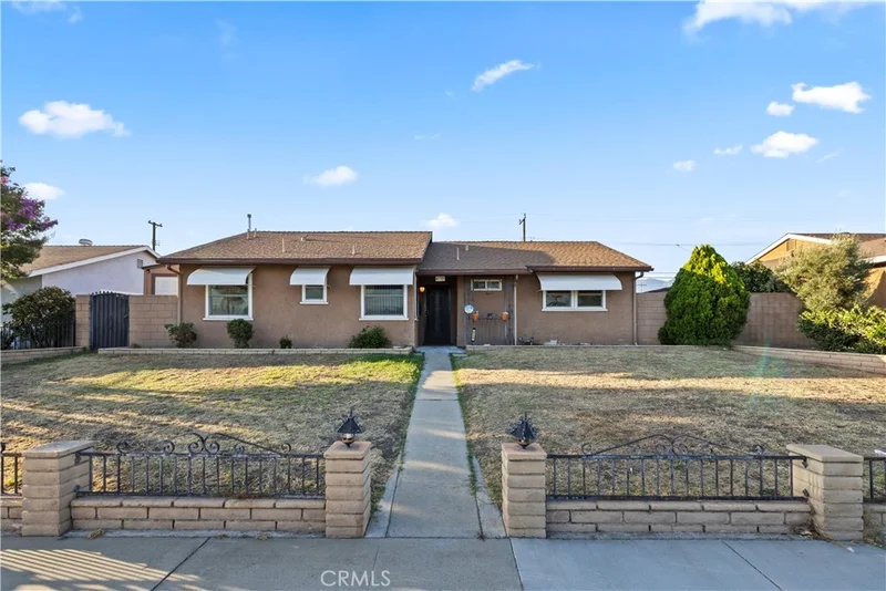 Photo 2 of 4770 San Bernardino