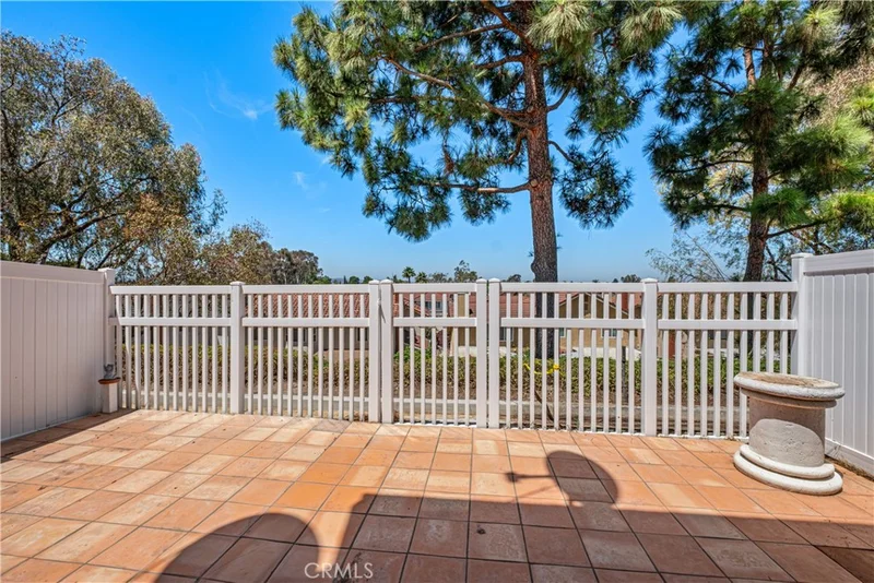 Photo 2 of 21211 Serra Vista