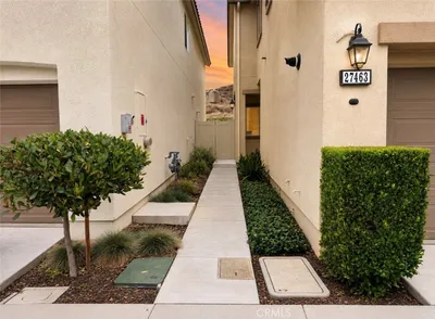 27463 Moonstone photo 2