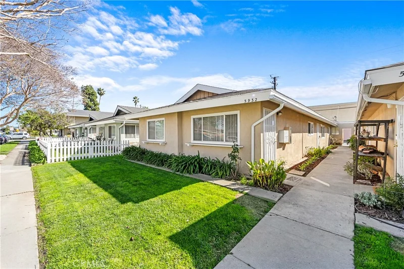 5932 Santa Barbara Avenue E B photo 2