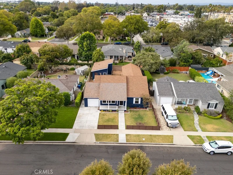 5451 E Daggett photo 2