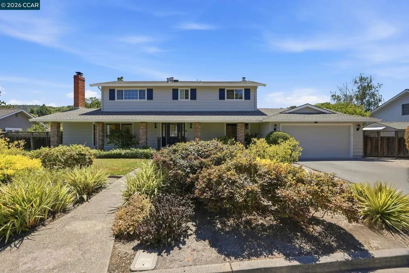 77 Gaywood Pl, Moraga, CA 94556