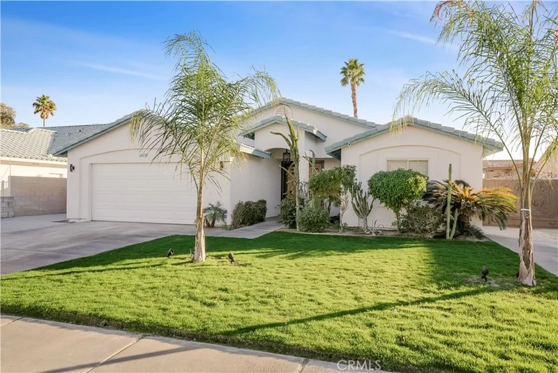 68135 Tachevah Drive photo 2