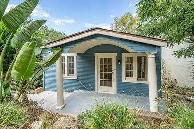 3322 Hamilton Way photo 2