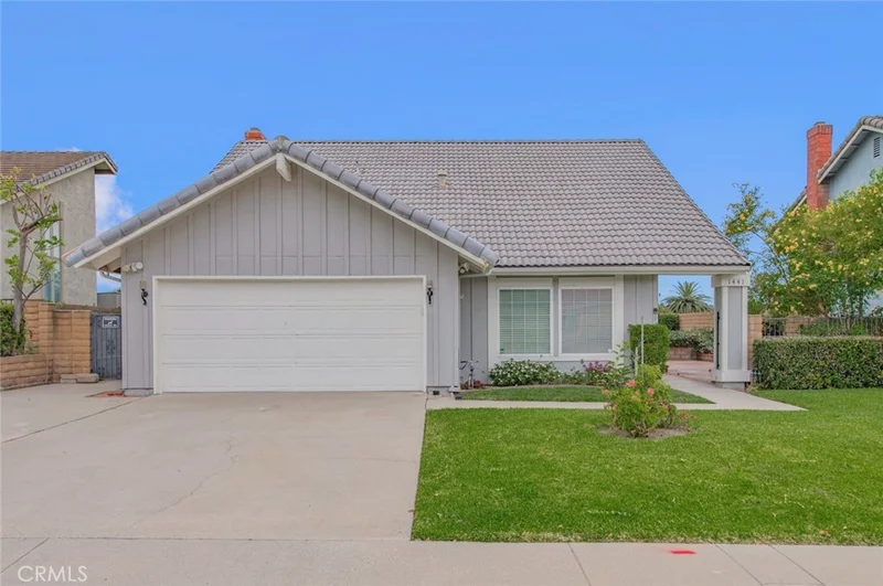 1441 Rolling Knoll Road photo 2