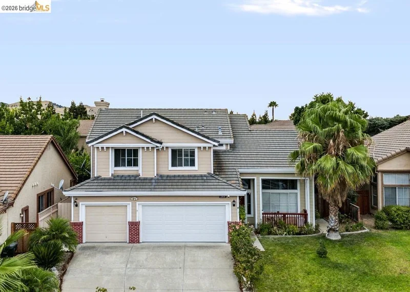 2404 Greentree Ct