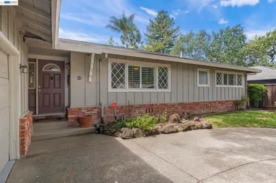 647 Bonita Ave