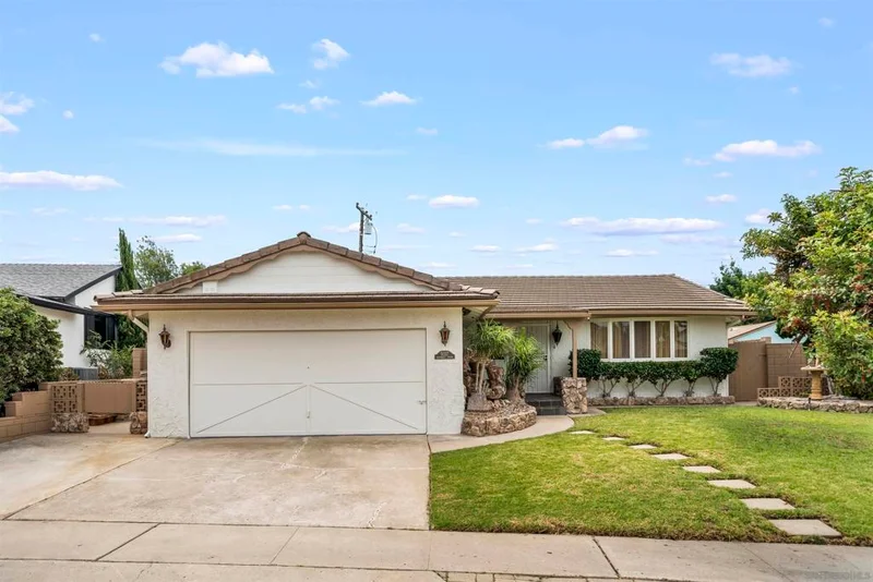 5037 Greenbrier Ave photo 2