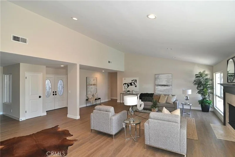 7251 Pondera Circle