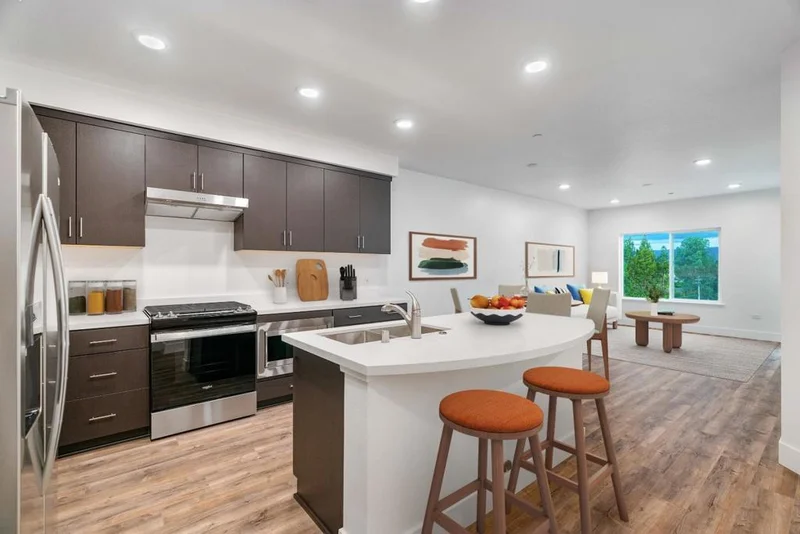 1853 Almaden Road 527