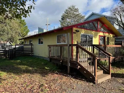 632 Middlefield Drive