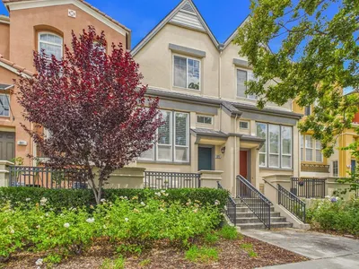 873 Agnew Road photo 2