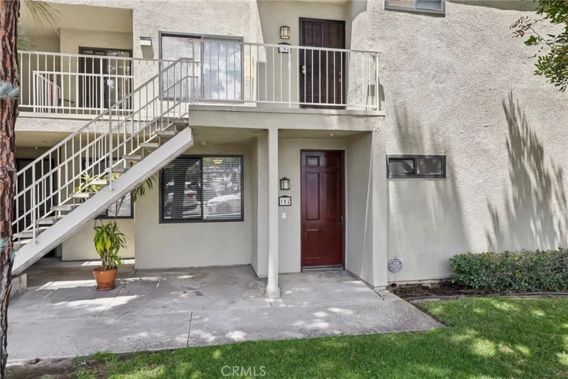 17722 Sergio Circle 102 photo 2