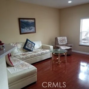 Interior 3