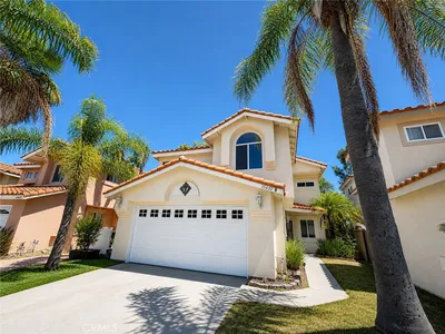 15657 Ladera Vista