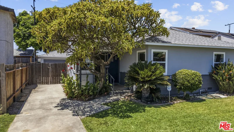 12817 Blodgett Avenue, Downey, CA 90242