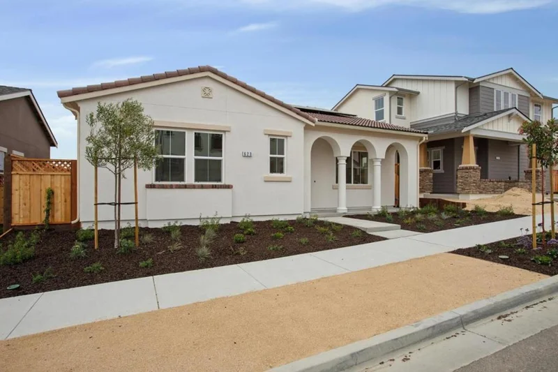 623 Santa Lucia Way