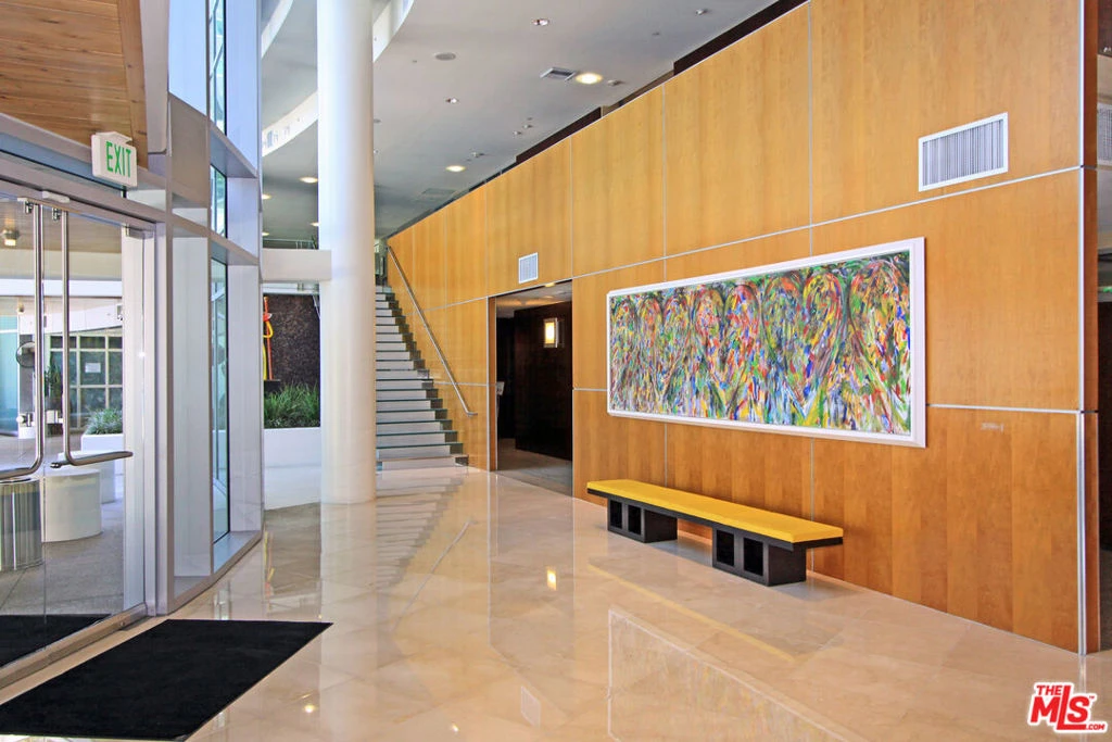 Interior 2